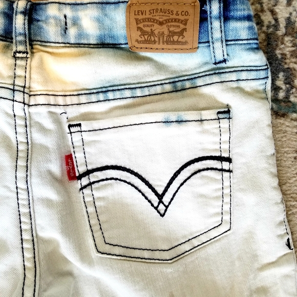 Levi's Girls Wash Jean Size10 - Picture 4 of 6